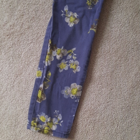 Floral pants - Picture 5 of 7